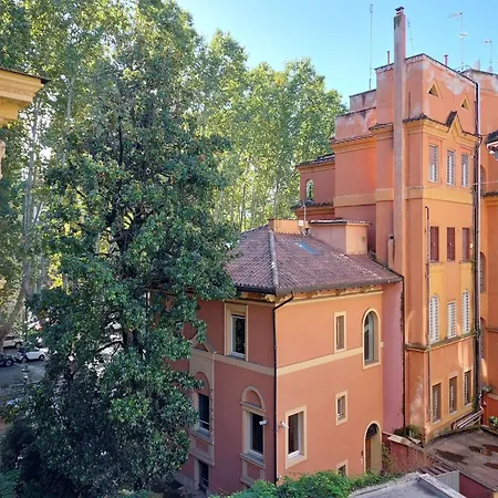 Spacious Prati For Families Apartman