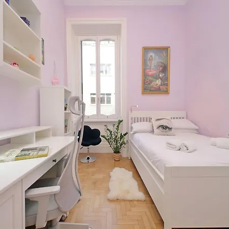 Spacious Prati For Families Apartman