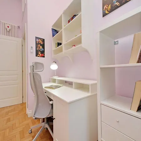 Spacious Prati For Families Apartman Róma